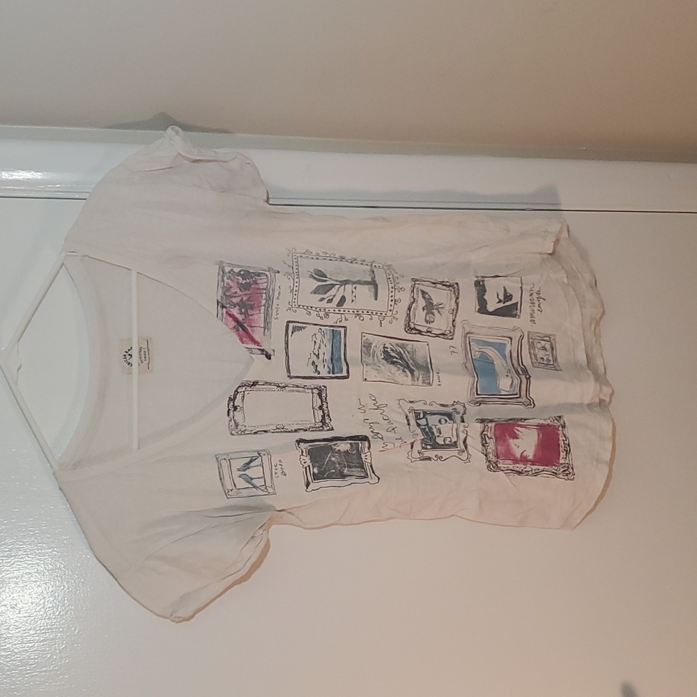 White American Eagle size small
